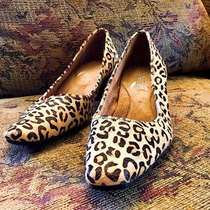 Aerosoles  2 3/8” Heels.  NEW. Leopard.   Leather Uppers. Rubber bottom !